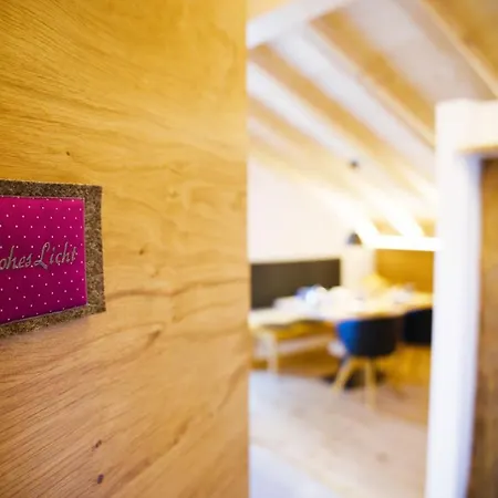 Leos Alpenchalet Appartement